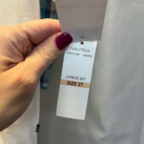 Nautica Kids set of 2 T-shirts, size 2T - Picture 3 of 8